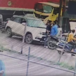 नाशिक हादरलं! कारला कट मारल्याने थेट चाकुने भोसकलं, रक्तरंजित थरार CCTV कॅमेऱ्यात कैद